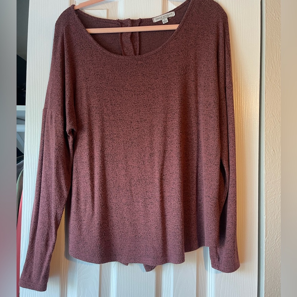 Green Envelope Maroon Knit Top